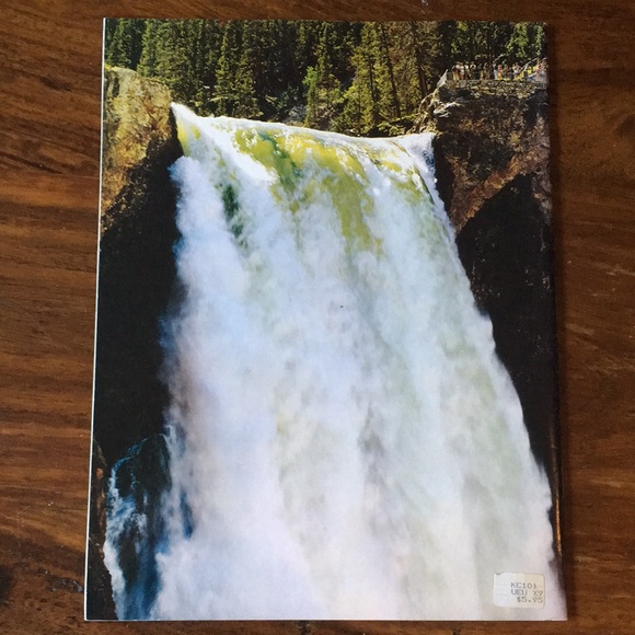 Set of 4 National Park vintage guidebooks Grand Tetons Glaciers Yellowstone - Picture 12 of 16